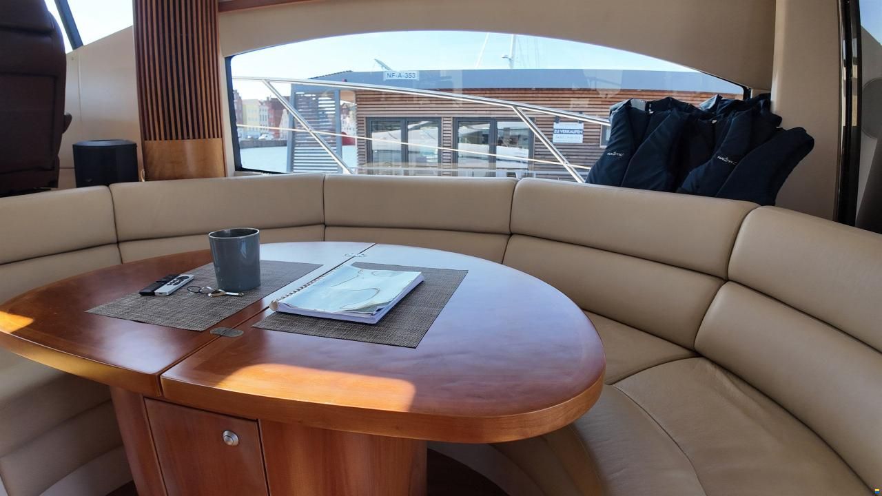 Sunseeker Predator 52