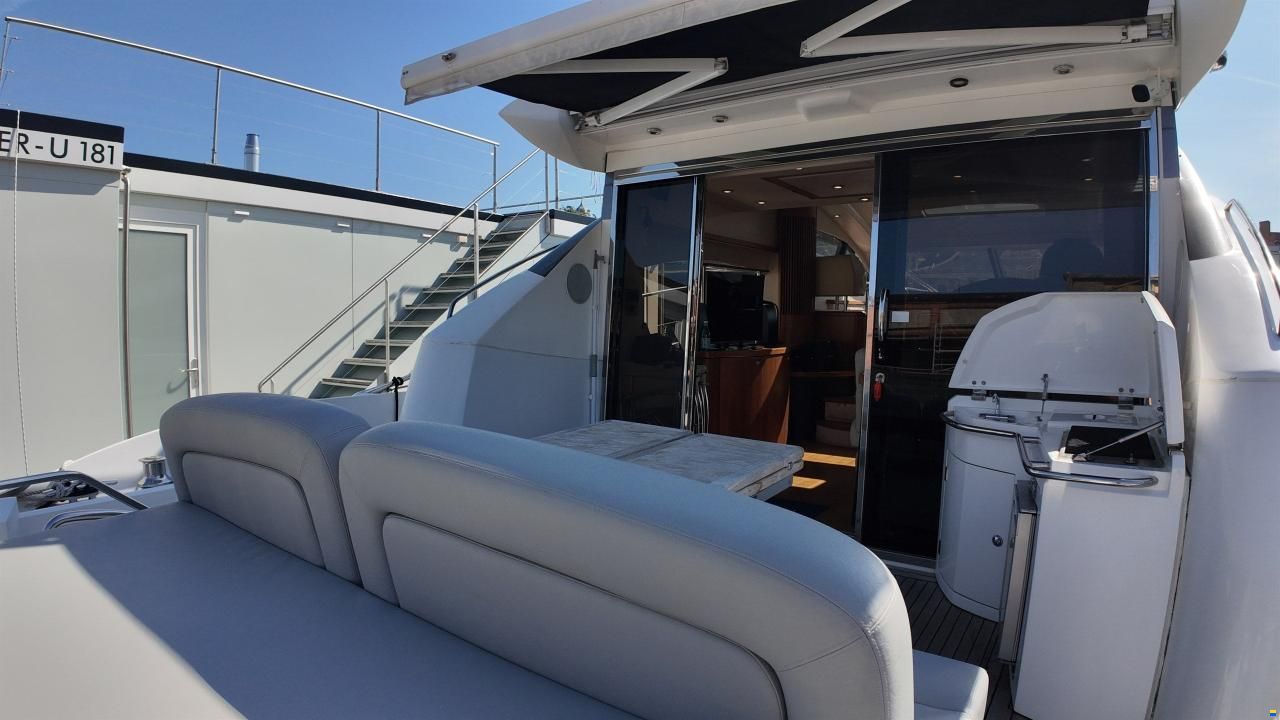 Sunseeker Predator 52