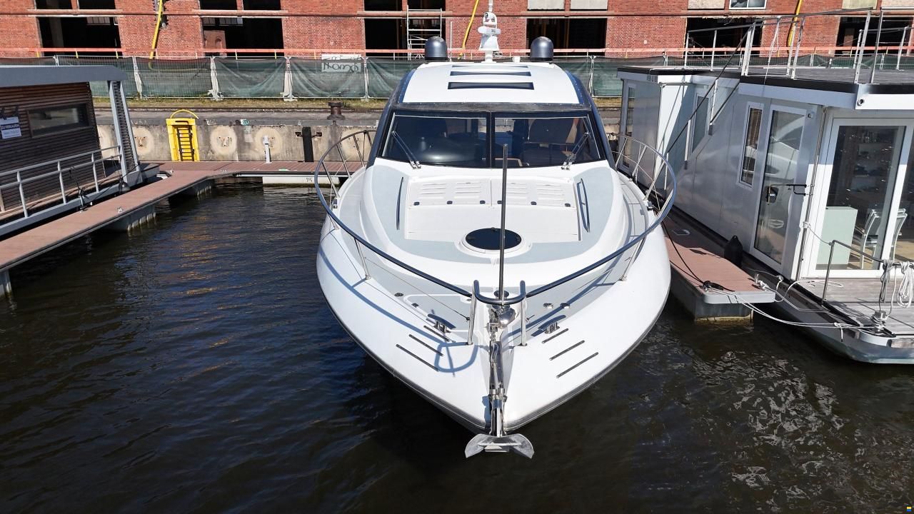 Sunseeker Predator 52