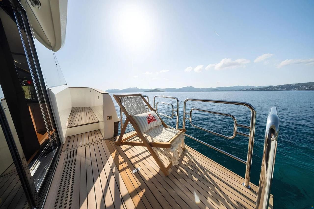 Monte Carlo Yachts Monte Carlo 86