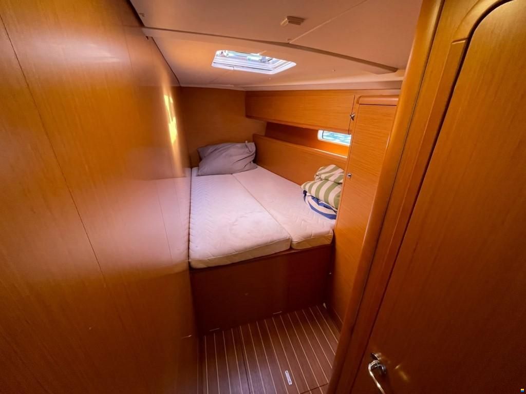 Jeanneau 53