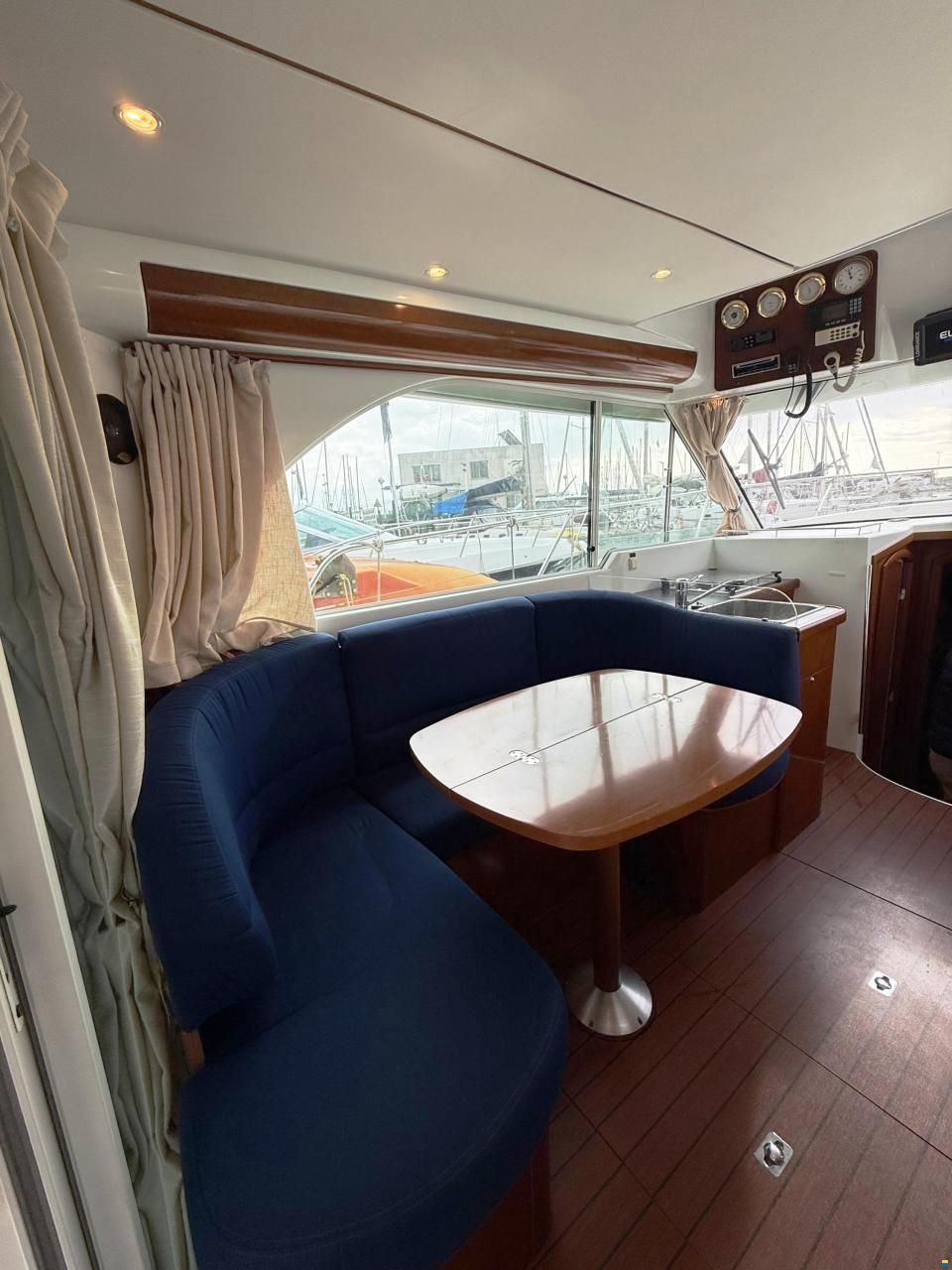 Beneteau Antares 9.80 Fly