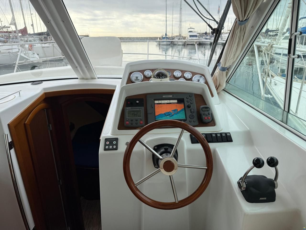Beneteau Antares 9.80 Fly