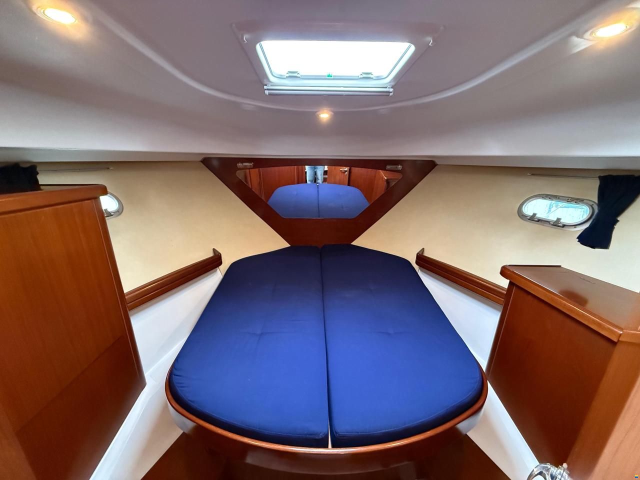 Beneteau Antares 9.80 Fly