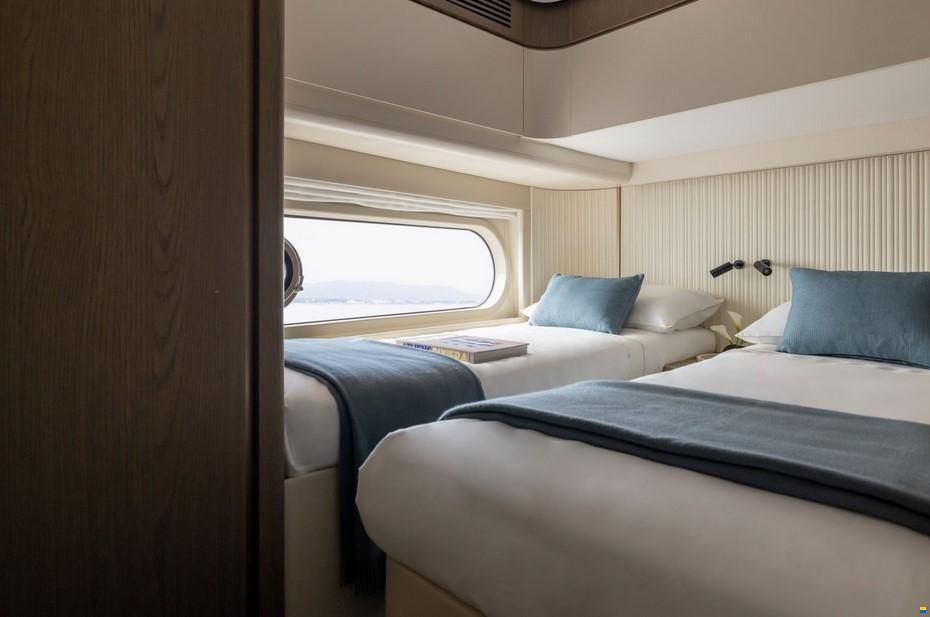 Azimut Magellano 60