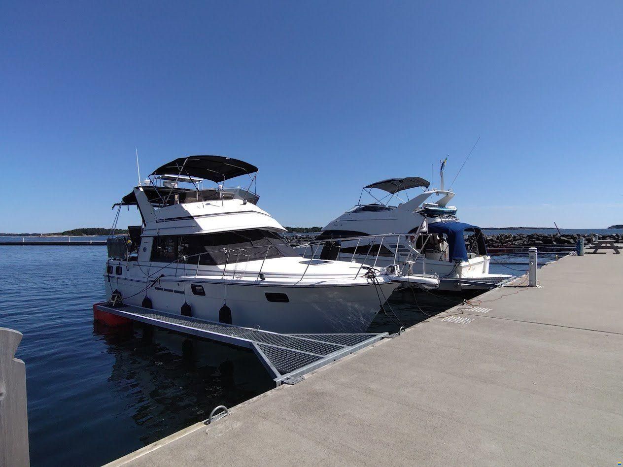 Carver 32