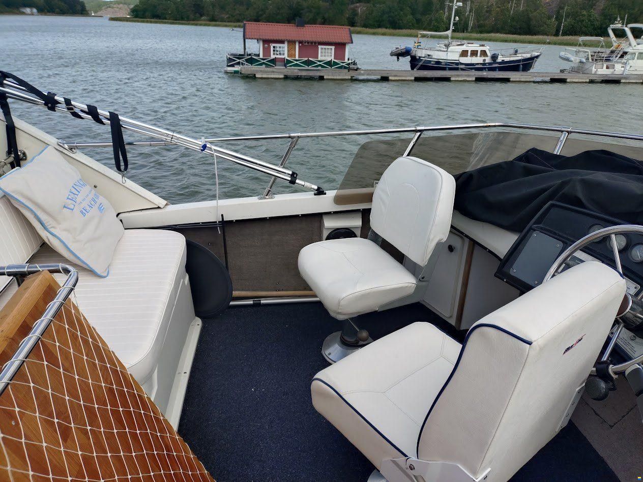 Carver 32