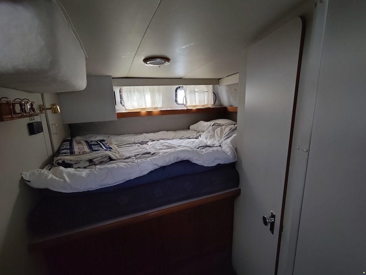 Carver 32