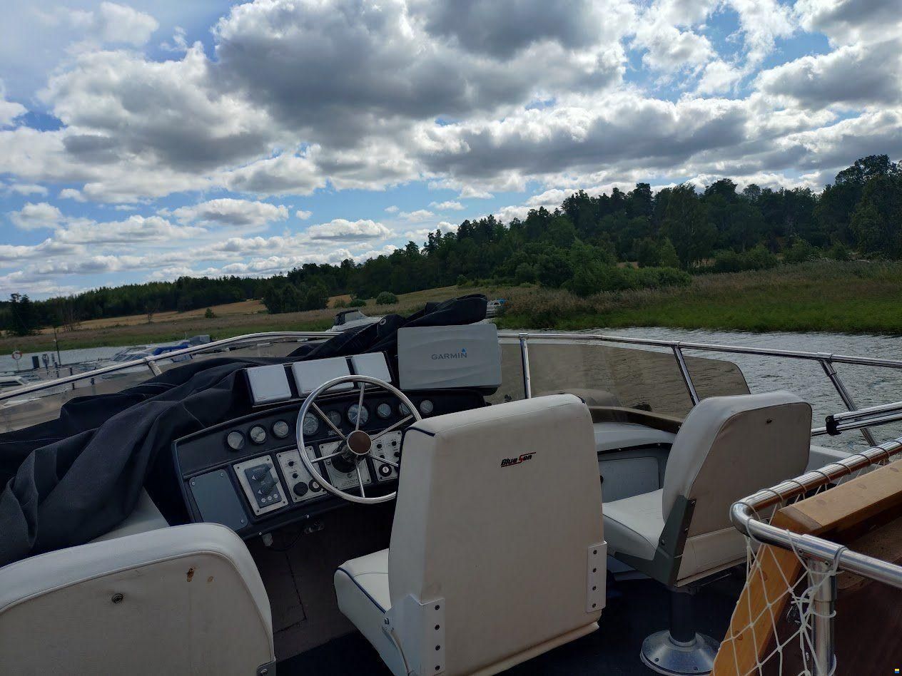 Carver 32