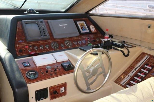 Ferretti 55