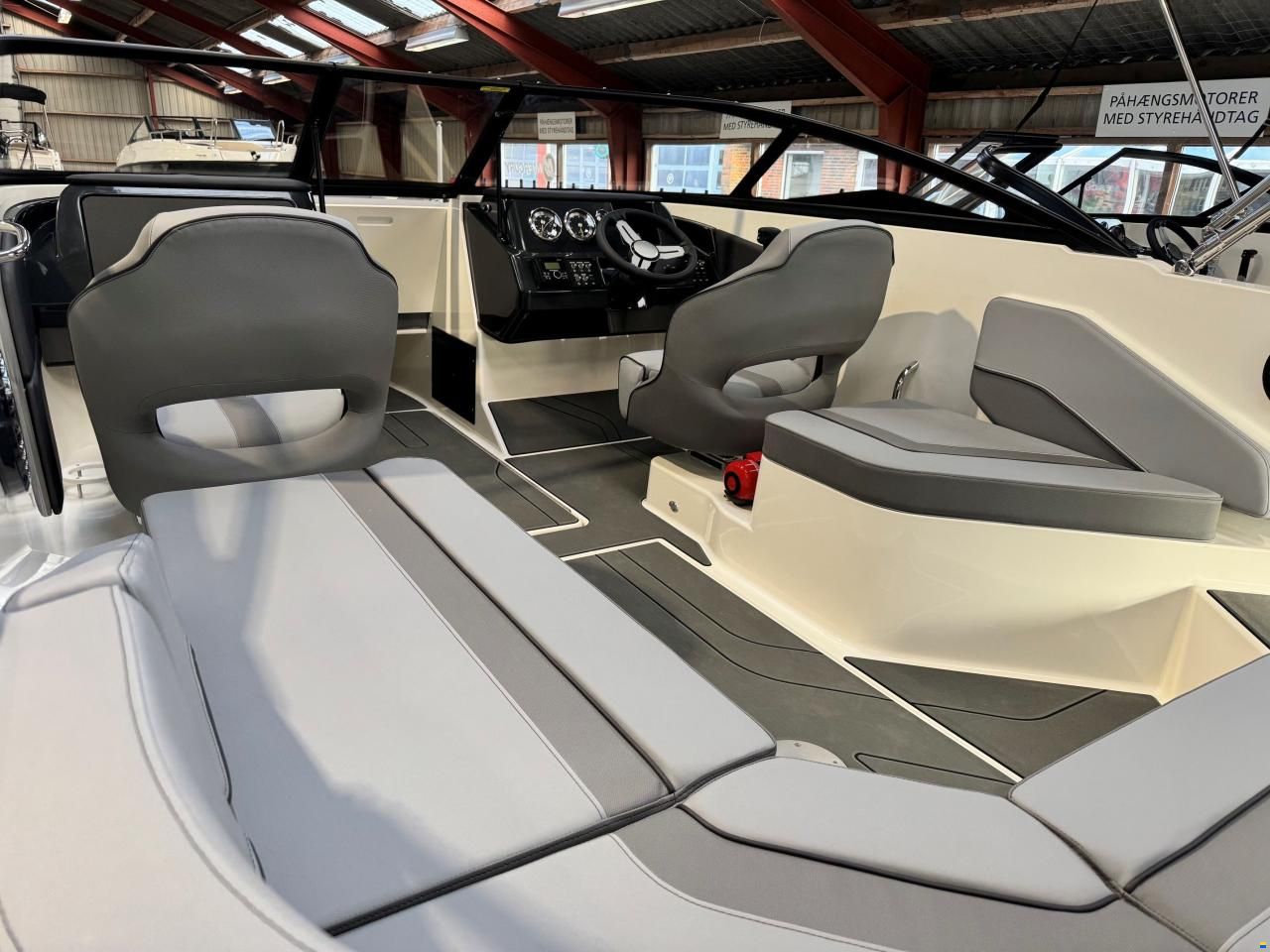Bayliner V20 OB Bowrider med 150 hk Merc