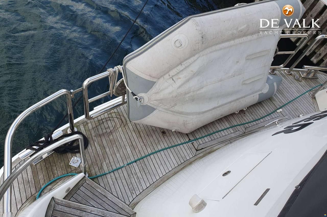 Elegance 72
