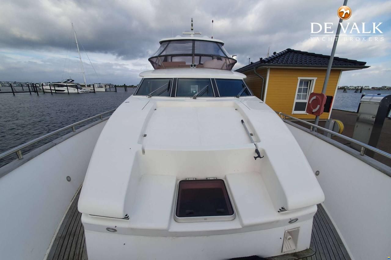Elegance 72