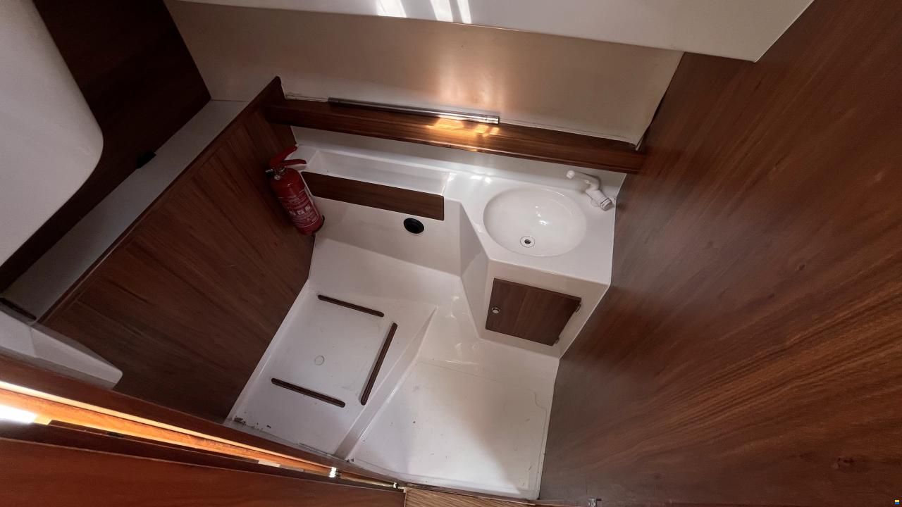Hak Yacht Club / Phobos 25