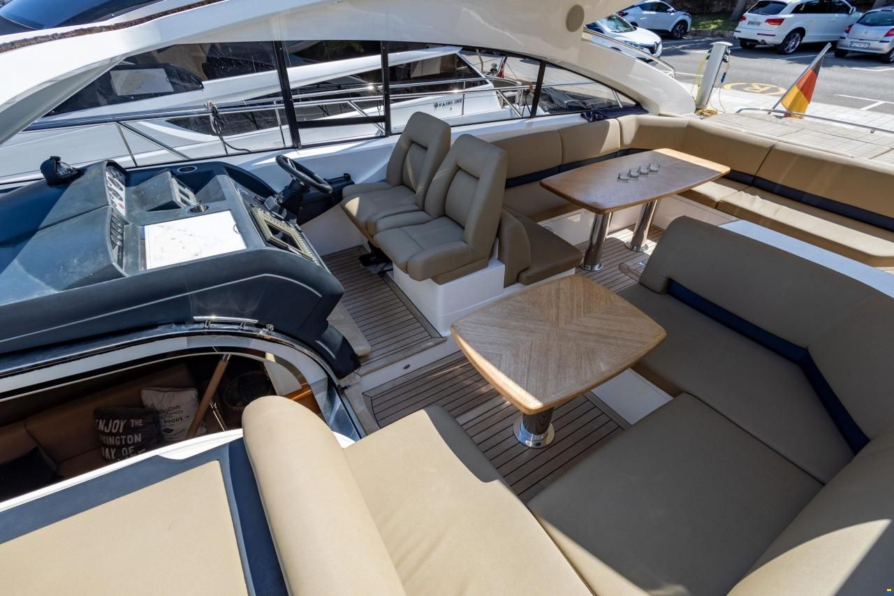 Princess V53