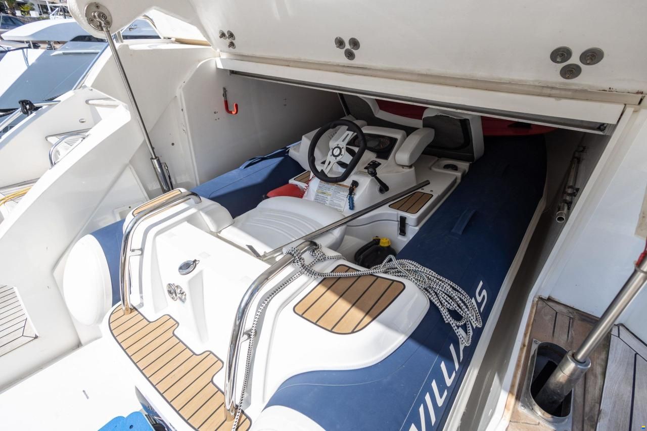Princess V53
