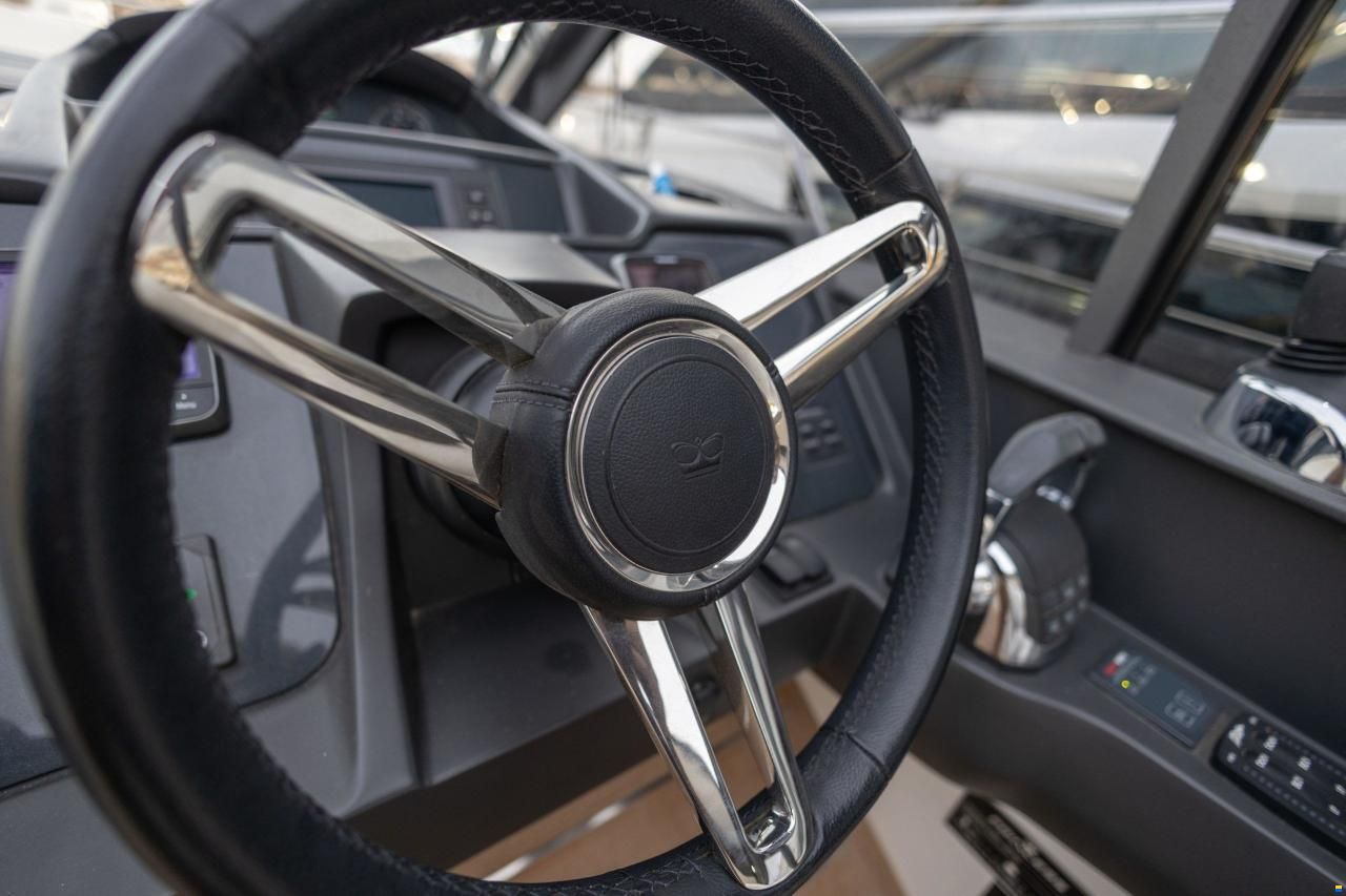 Princess V48 Open