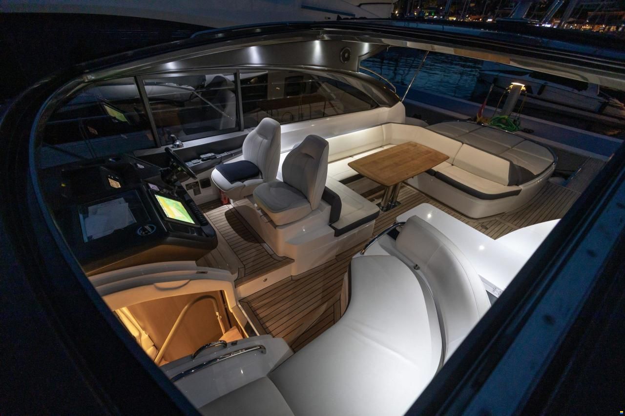 Princess V48 Open