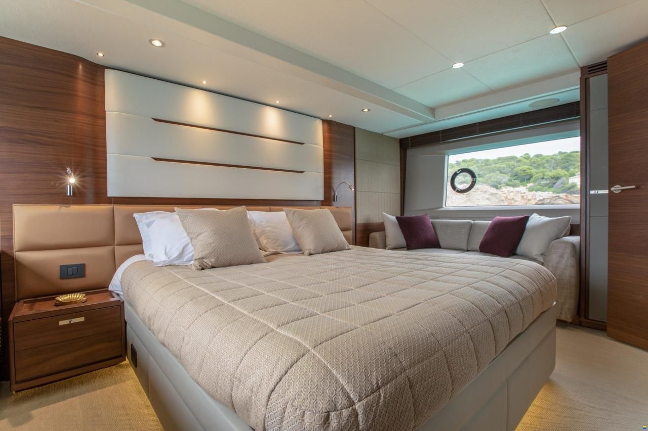Princess 68
