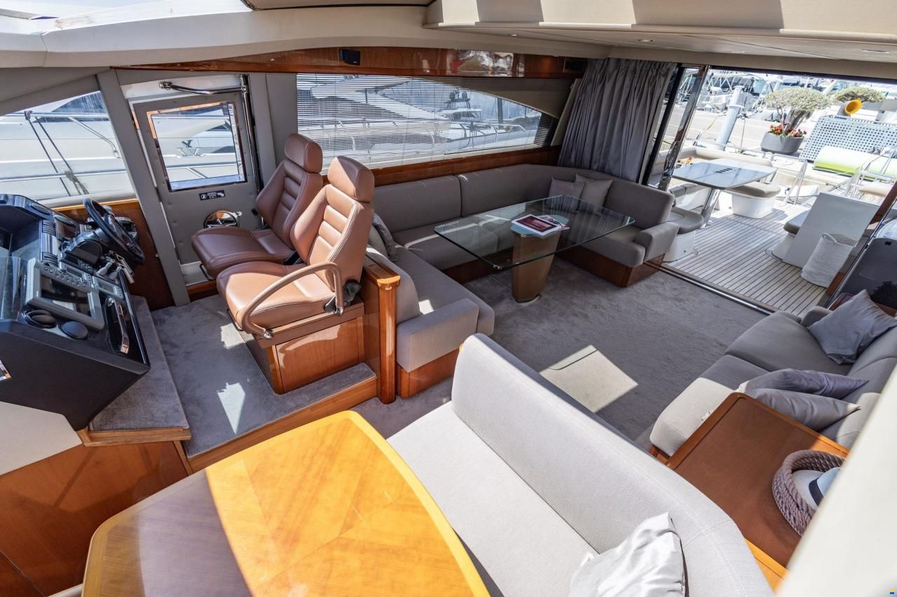 Princess V65