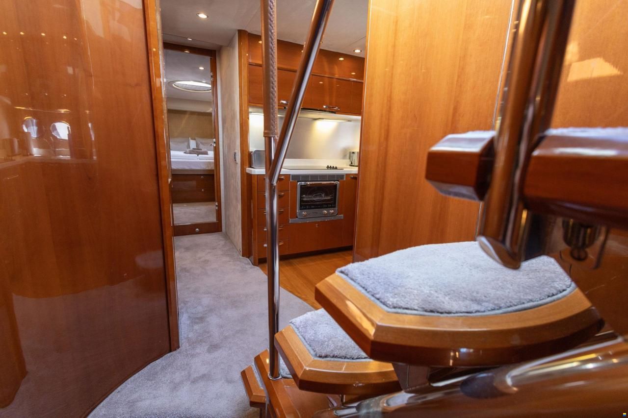Princess V65