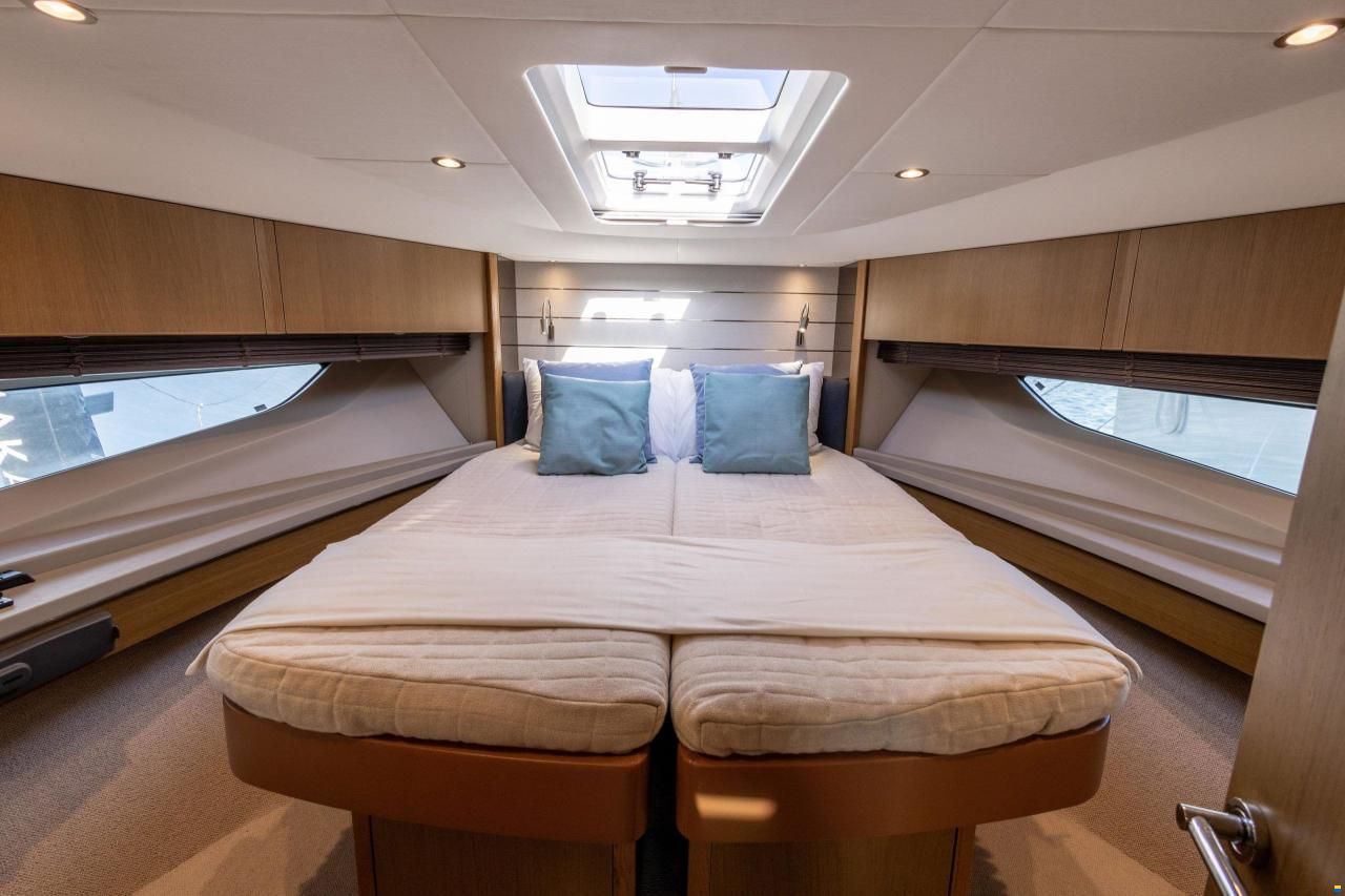 Princess V58 Open