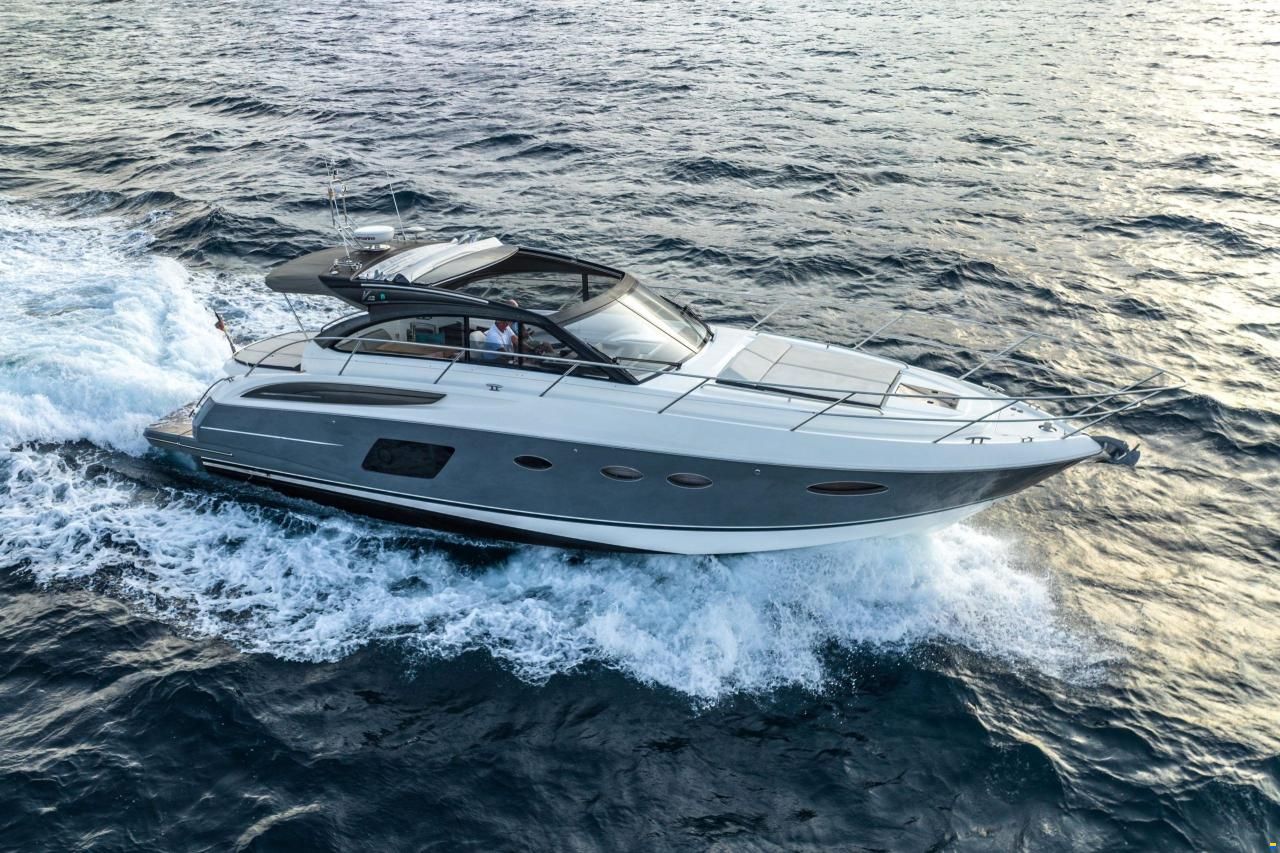Princess V48 Open