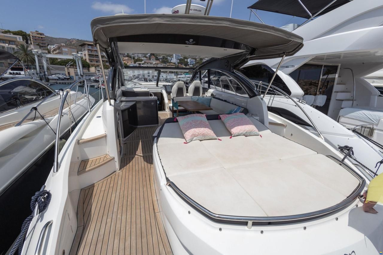 Princess V48 Open