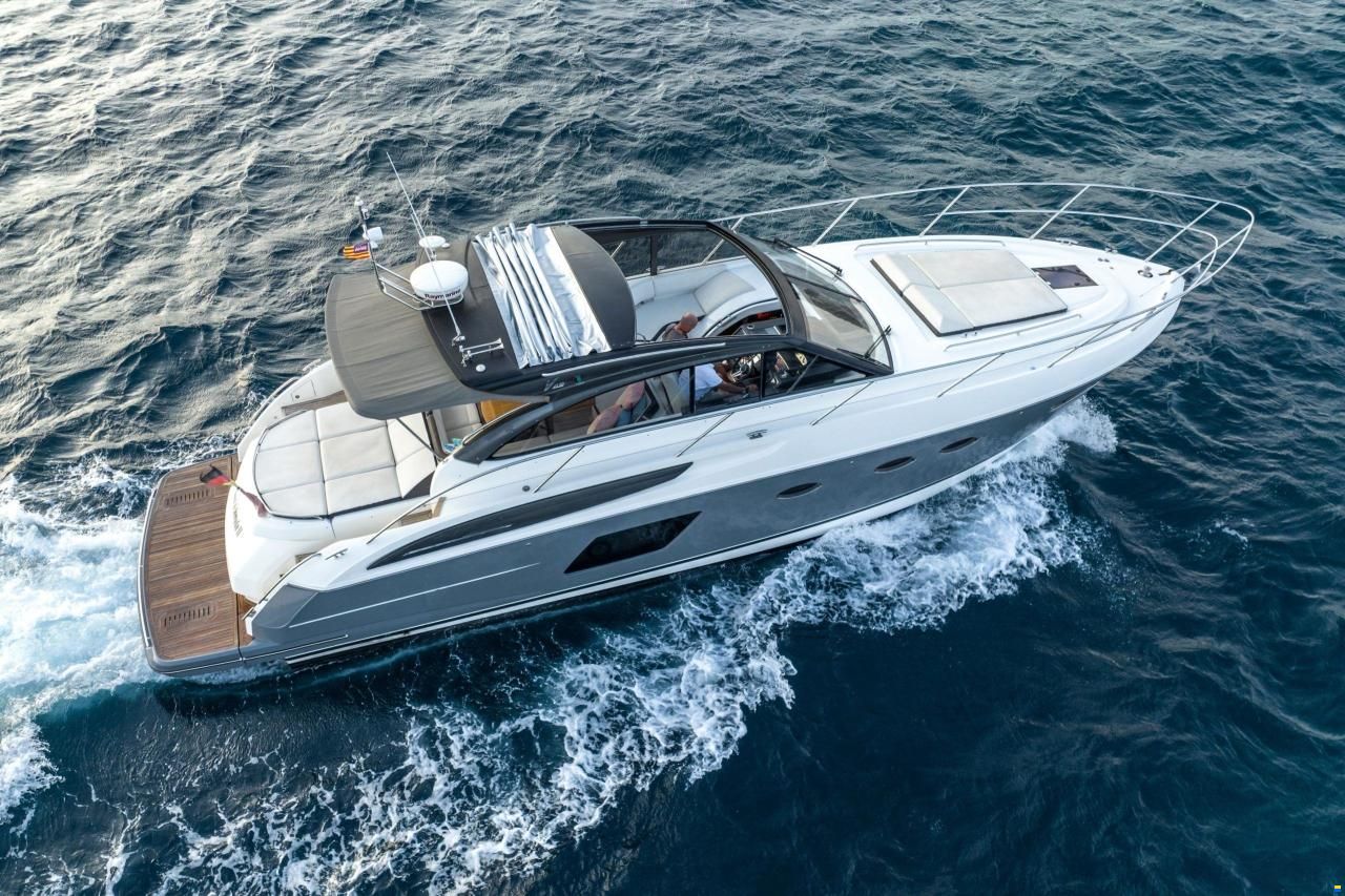 Princess V48 Open