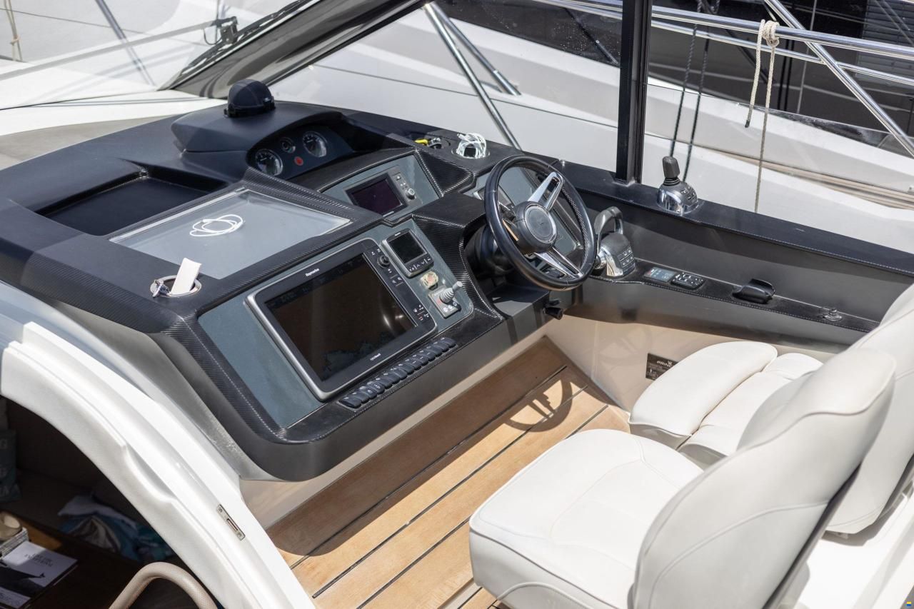 Princess V48 Open