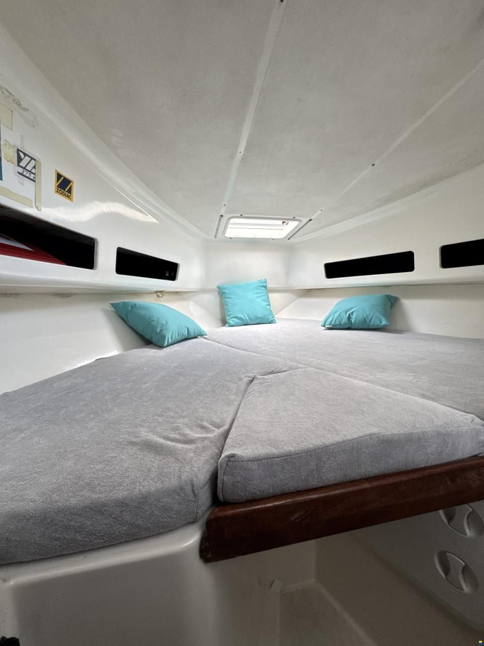 Gallart Yacht Systems 8M