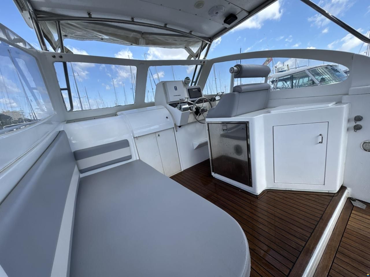 Gallart Yacht Systems 8M