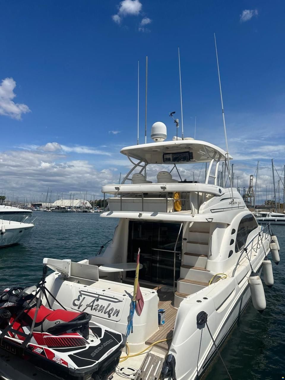 Sea Ray 550 DB