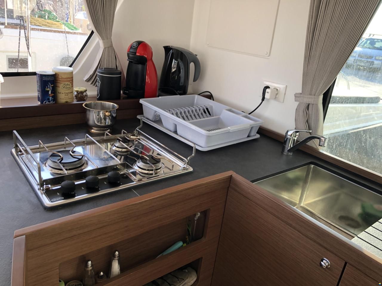 Lagoon 42