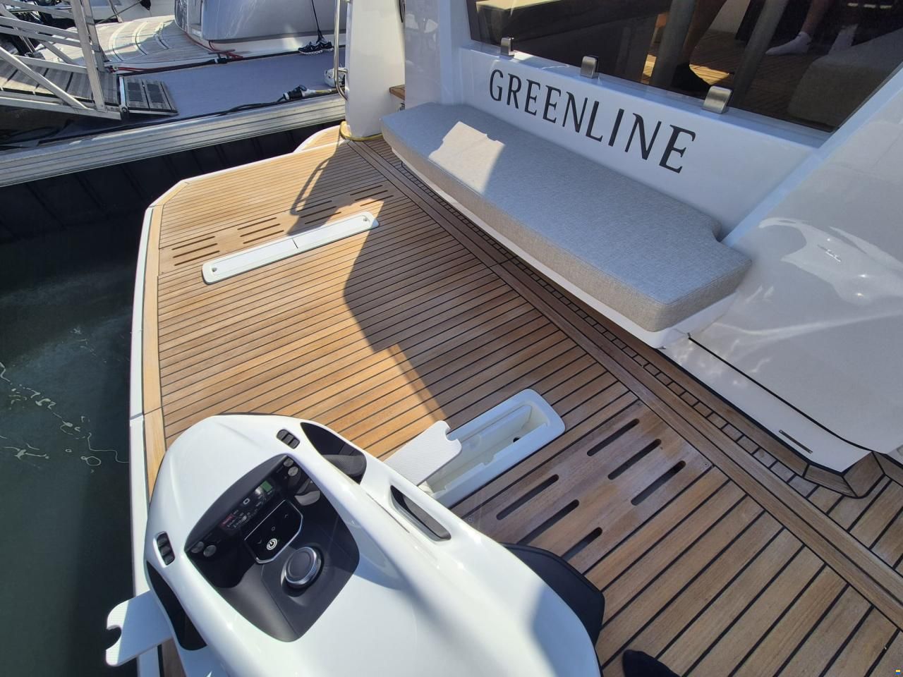 Greenline 50 Fly
