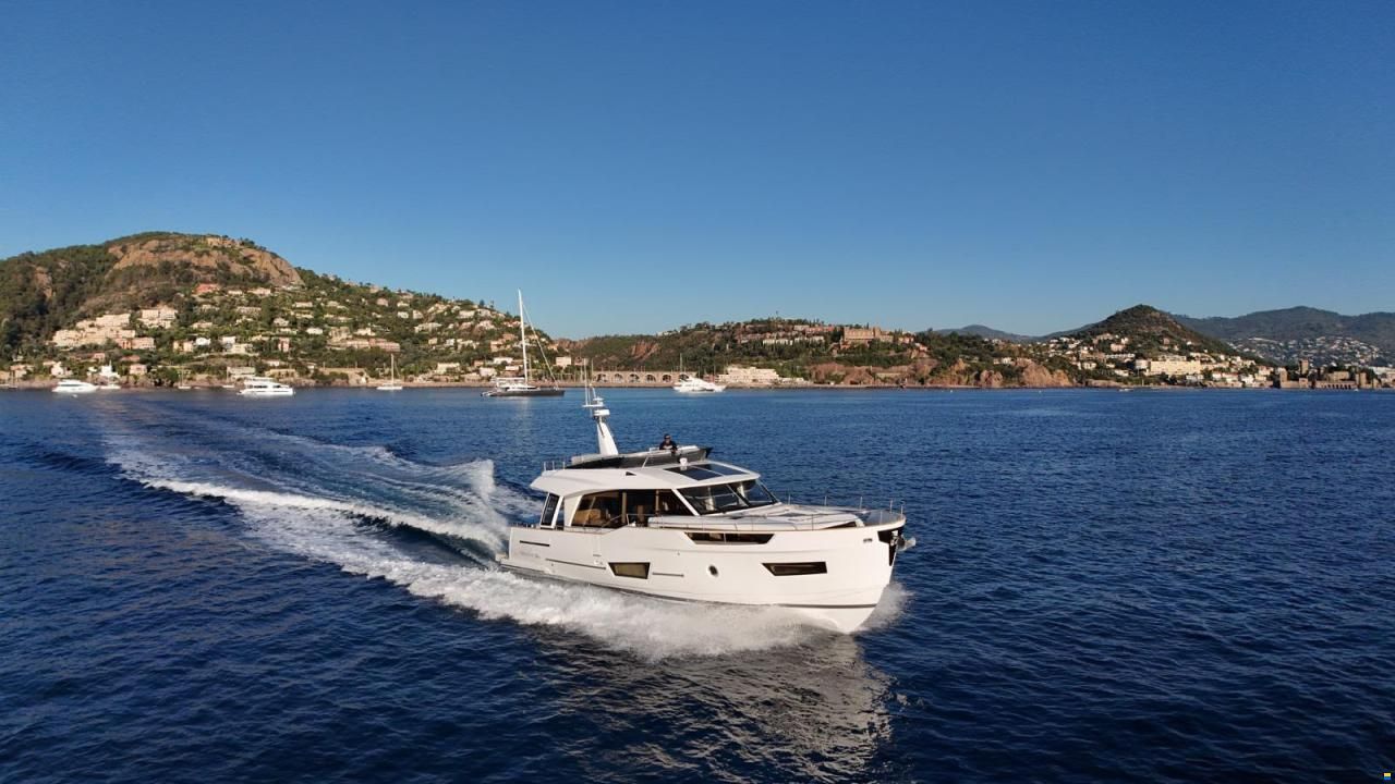 Greenline 50 Fly