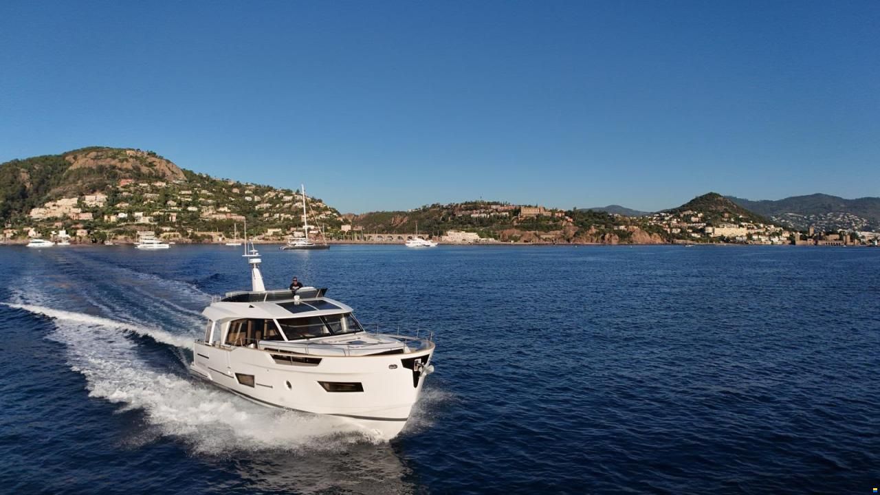 Greenline 50 Fly