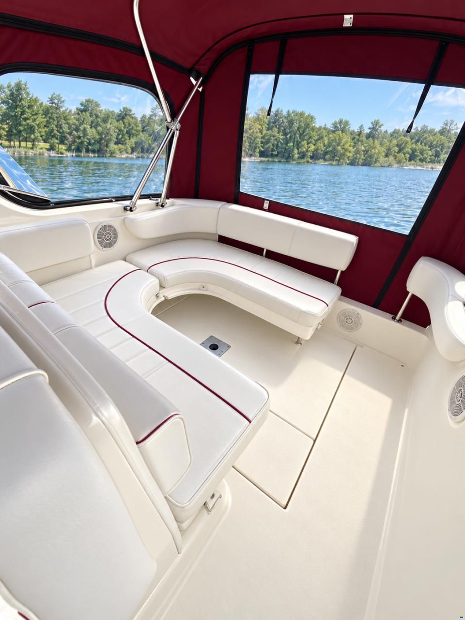 Sea Ray 230 DA LTD