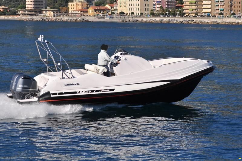 ZAR Formenti 87 Welldeck