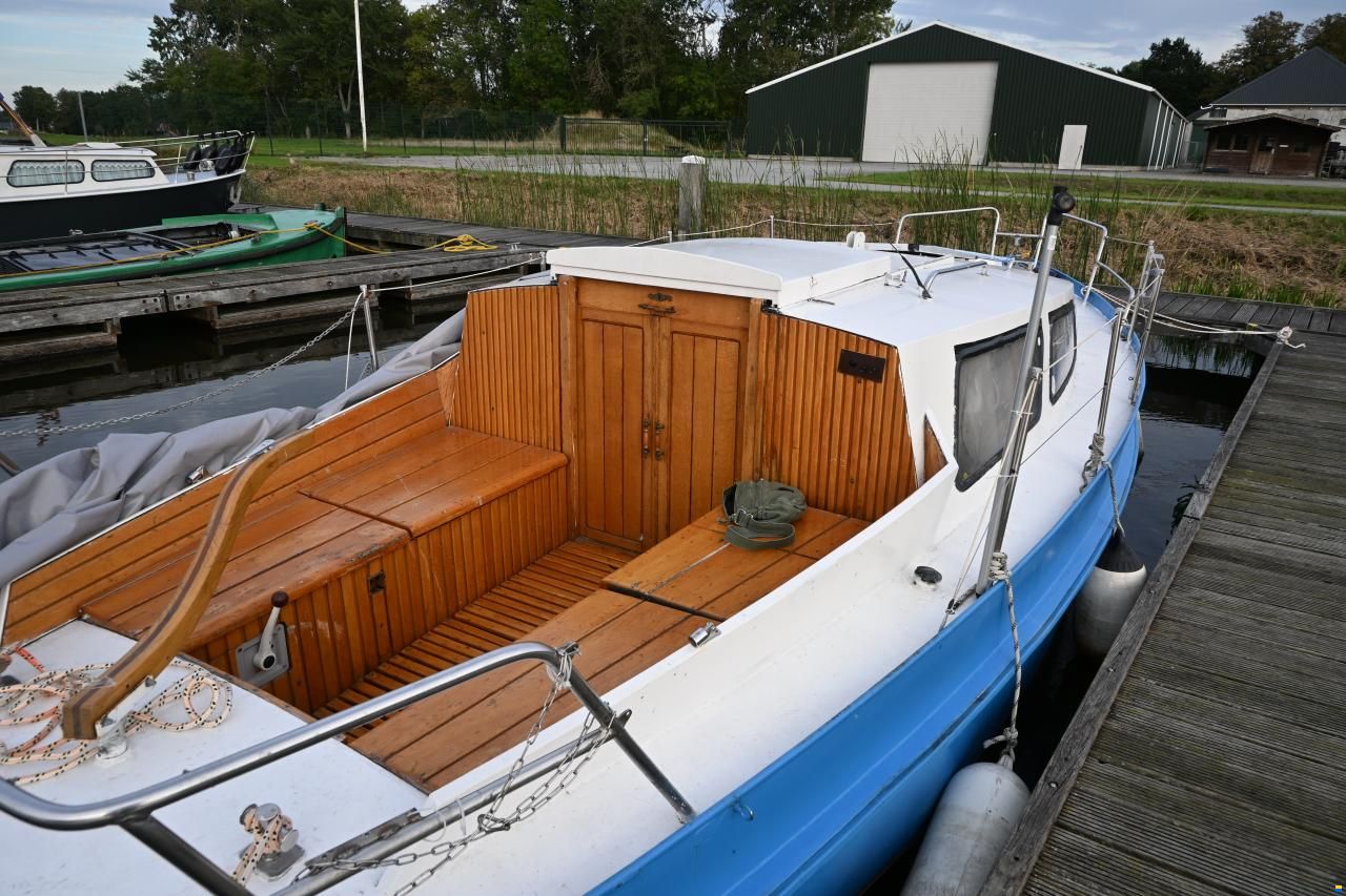 Stahlverdränger – Kanalboot