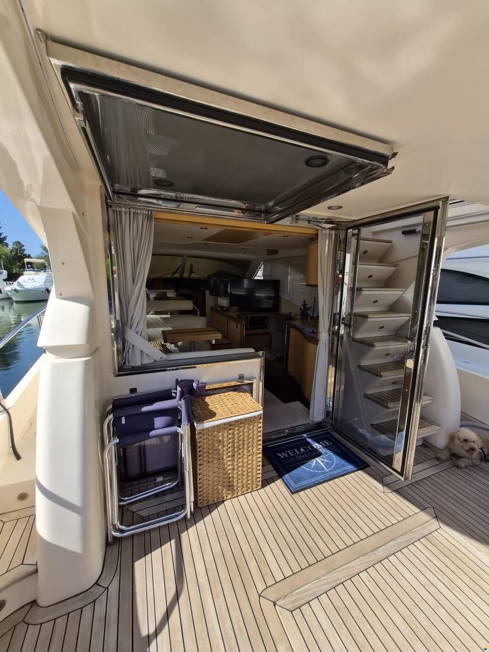 Cayman 50 Fly