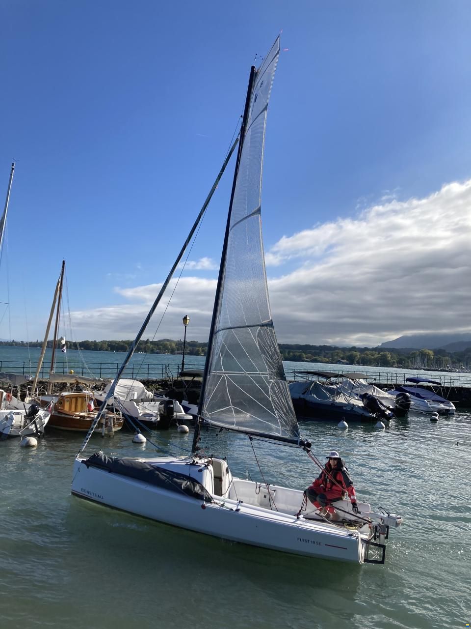 Beneteau First 18 SE (Seascape Edition)