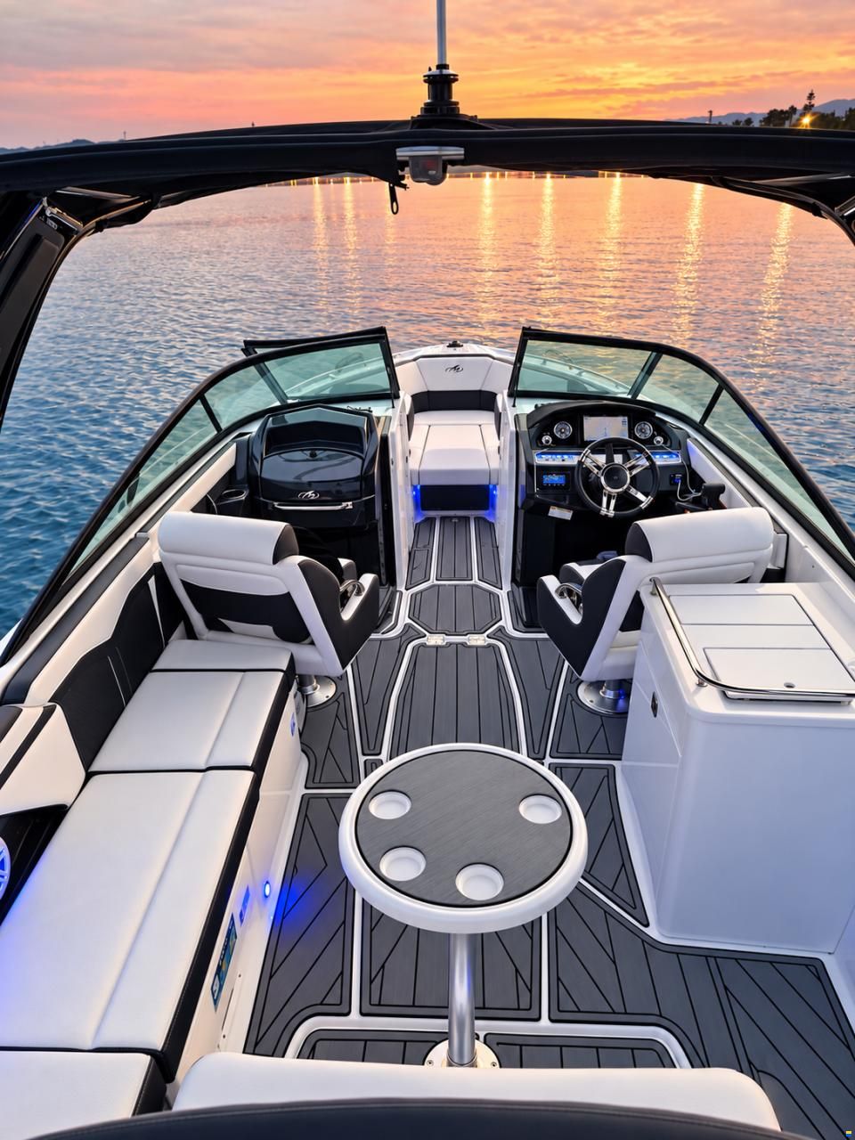 Monterey 255SS