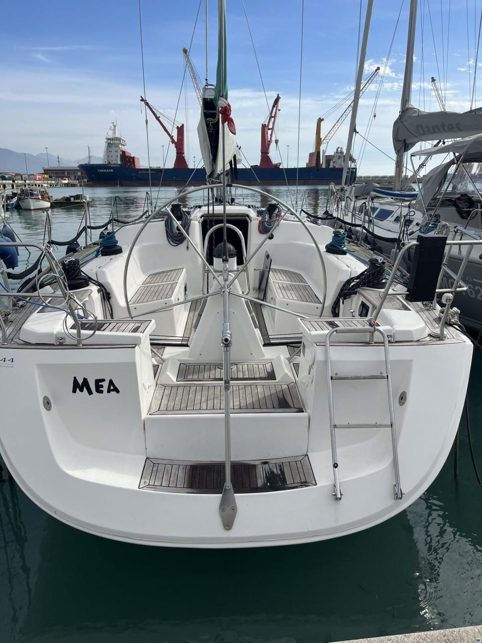 Dufour 44 Performance