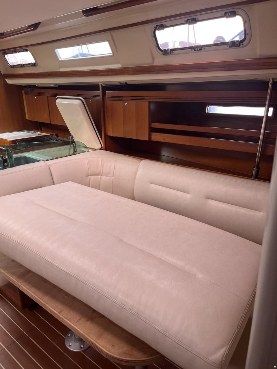Dufour 44 Performance