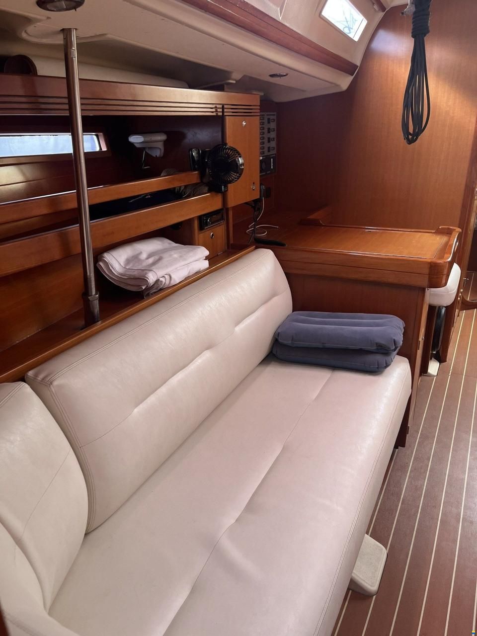 Dufour 44 Performance
