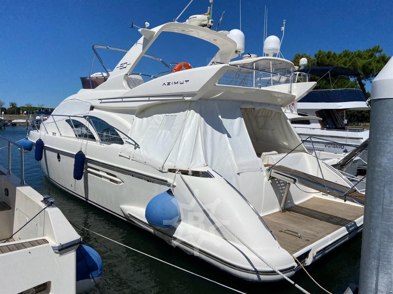 Azimut AZ 50