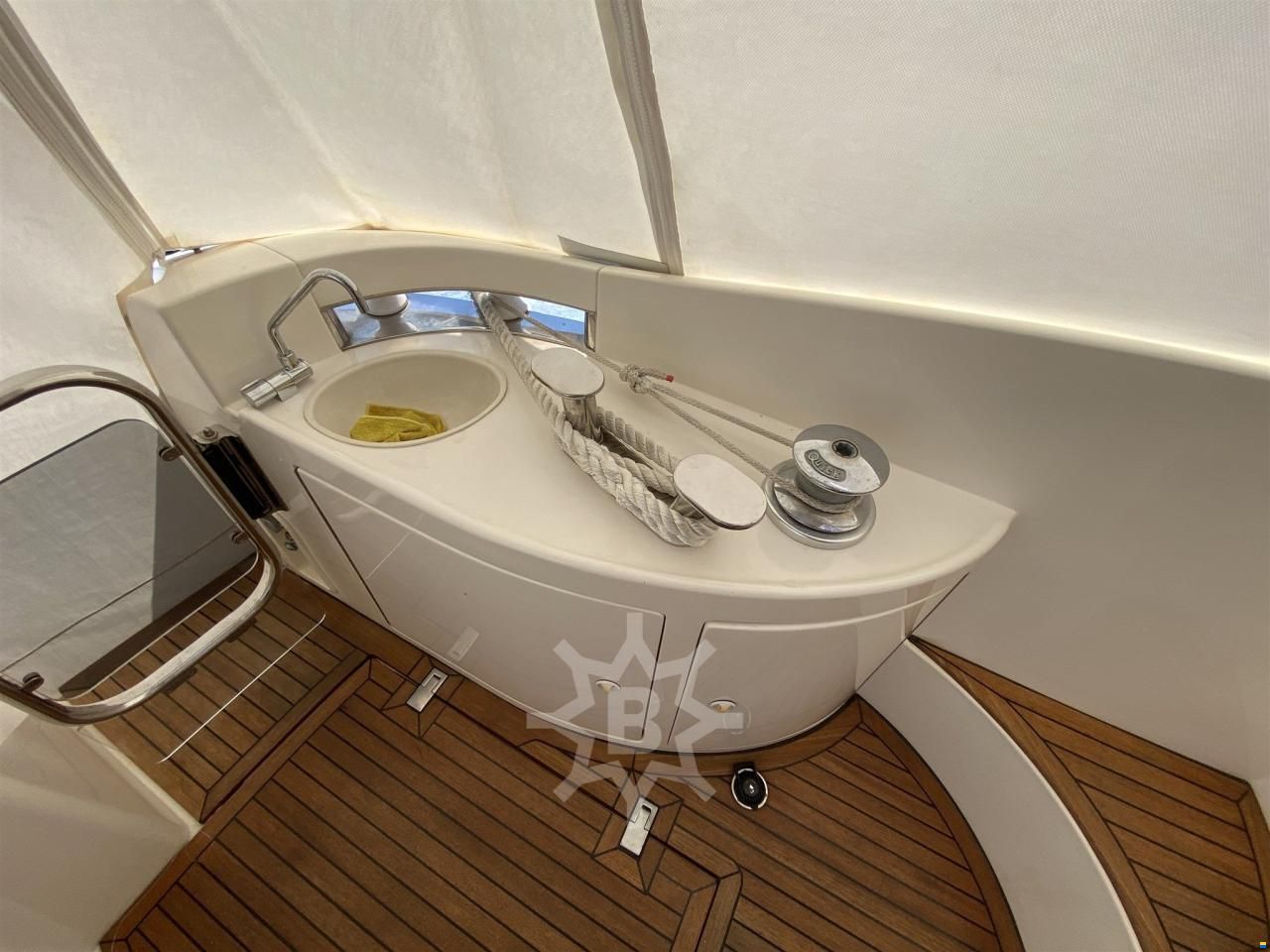 Azimut AZ 50