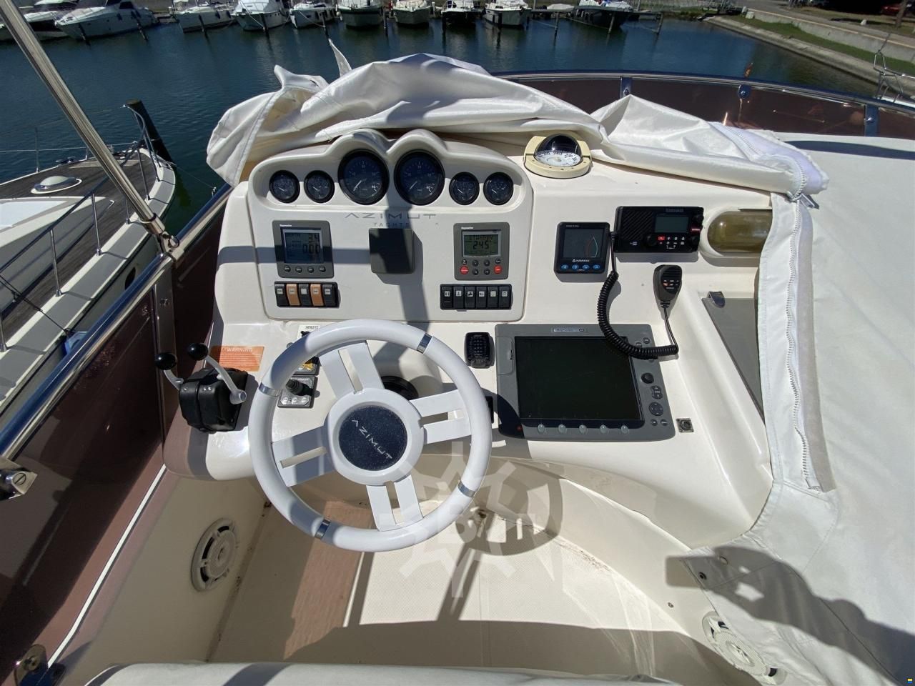 Azimut AZ 50