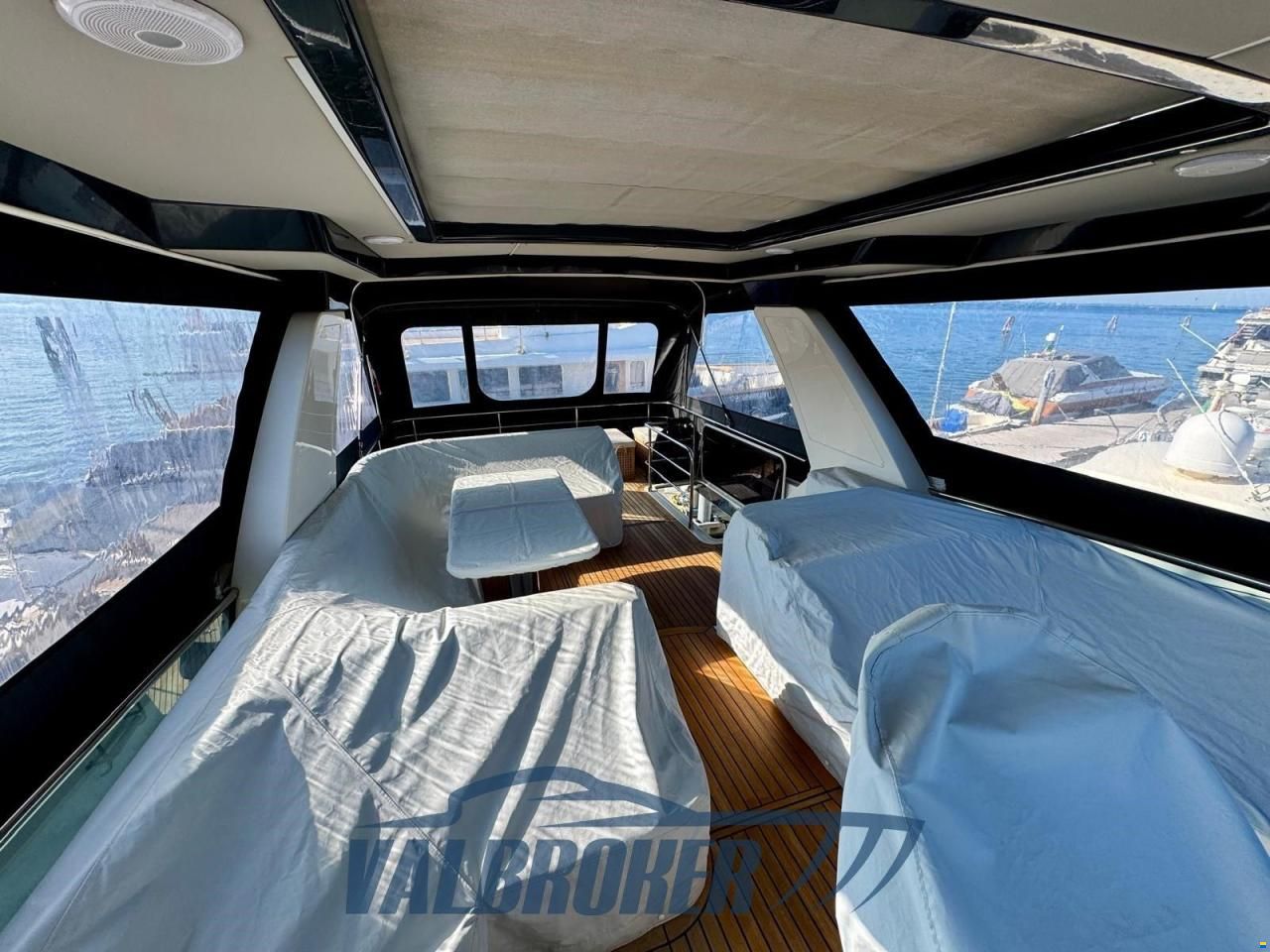 Absolute 52 NAVETTA